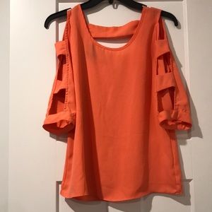 Salmon colored 3/4 sleeve blouse. XS. iZ BYER.